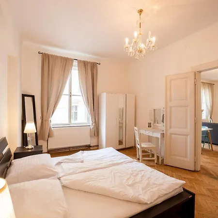 Frida Apartman Bratislava Exterior photo